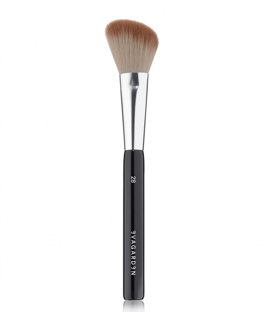 Brush 28 angled blush