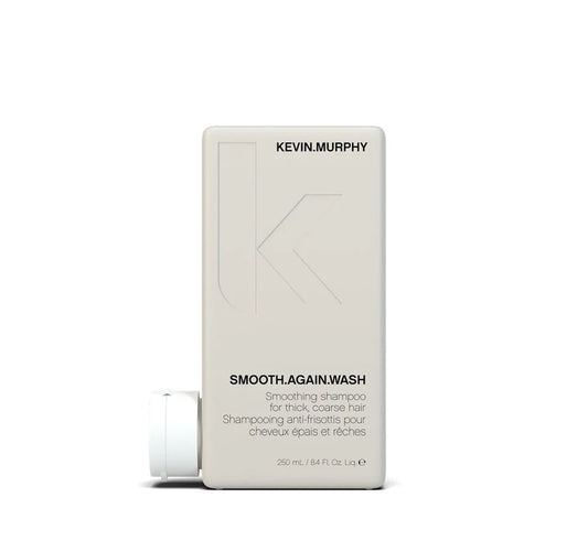 SMOOTH.AGAIN.WASH (Shampoo om je pluizig, krullend en dik haar op milde wijze te reinigen, zodat frizz geen schijn van kans maakt.)
